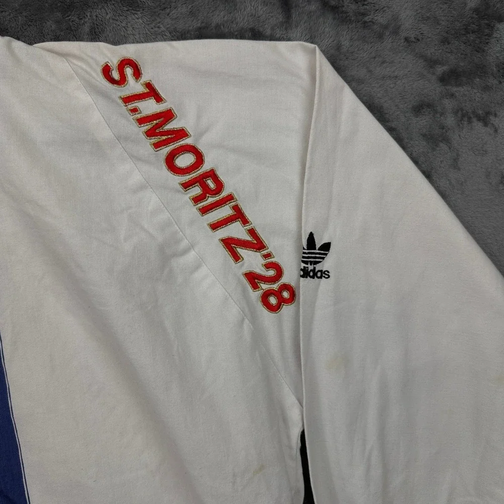 adidas vintage sweatshirt